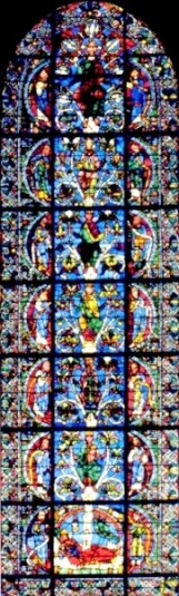 Wurzel-Jesse-Fenster im Westwerk der Kathedrale Notre Dame in Chartres
