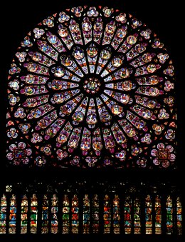 nördliche Fensterrosette in Paris (Notre Dame)