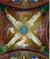 Ravenna, Erzbischöfliche Kapelle: Engel und Evangelistensymbole in der Vierung