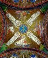 Erzbischfliche Kapelle: Engel und Evangelistensymbole in der Vierung